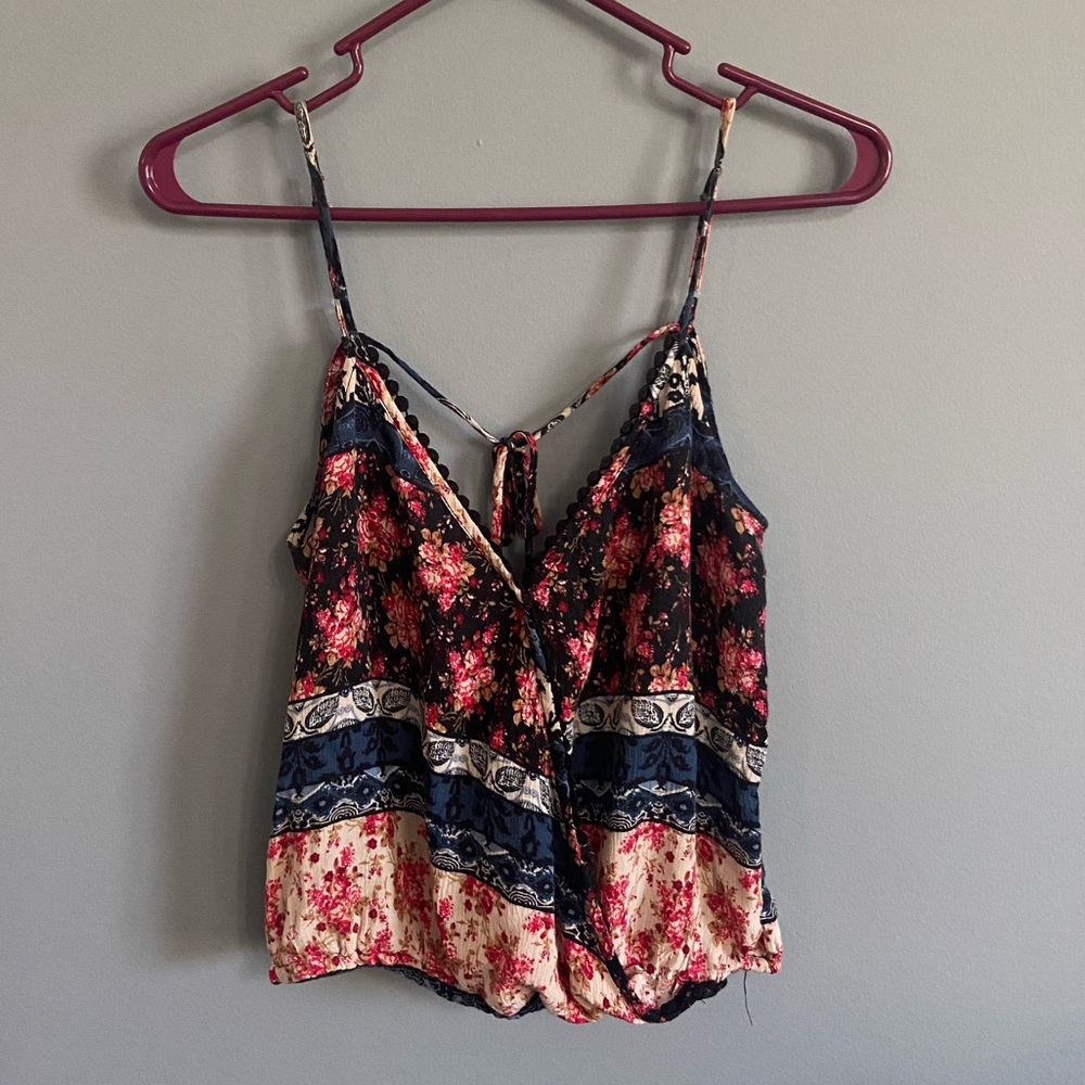 Open back spaghetti strap floral top